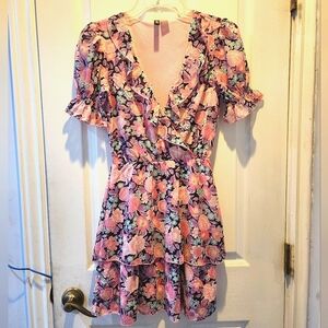 NWOT Floral short sleeves sun dress